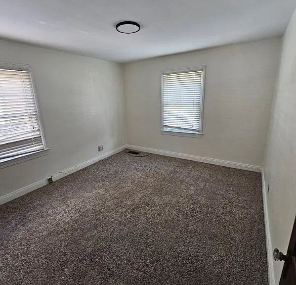 830 Packard Ave — Photo 7