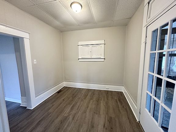 2nd image of 811 17th St