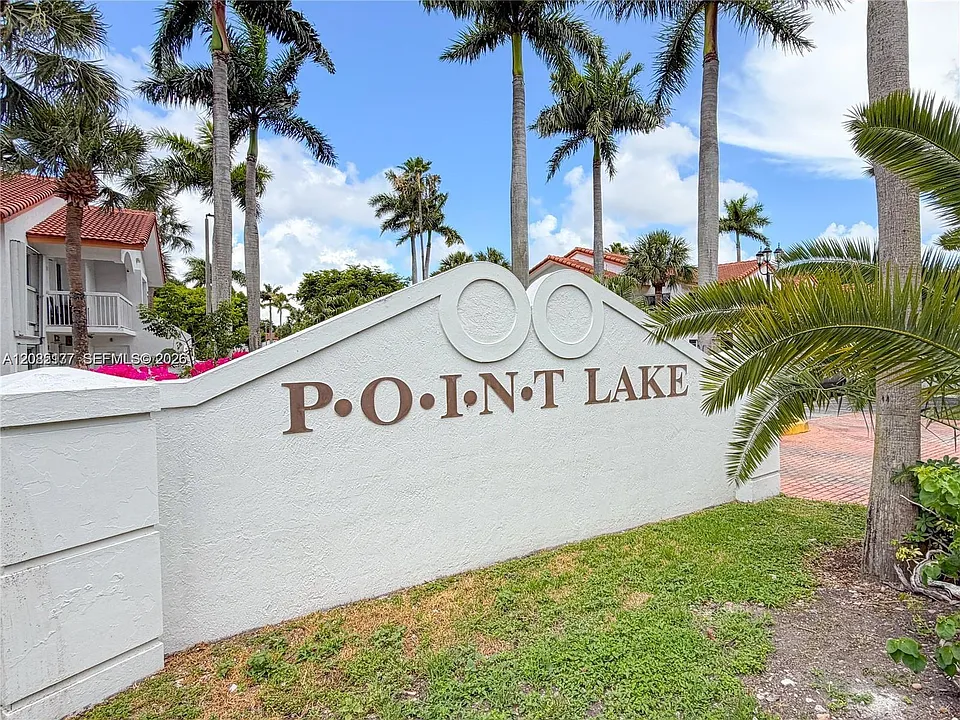 15390 SW 76th Ter #207