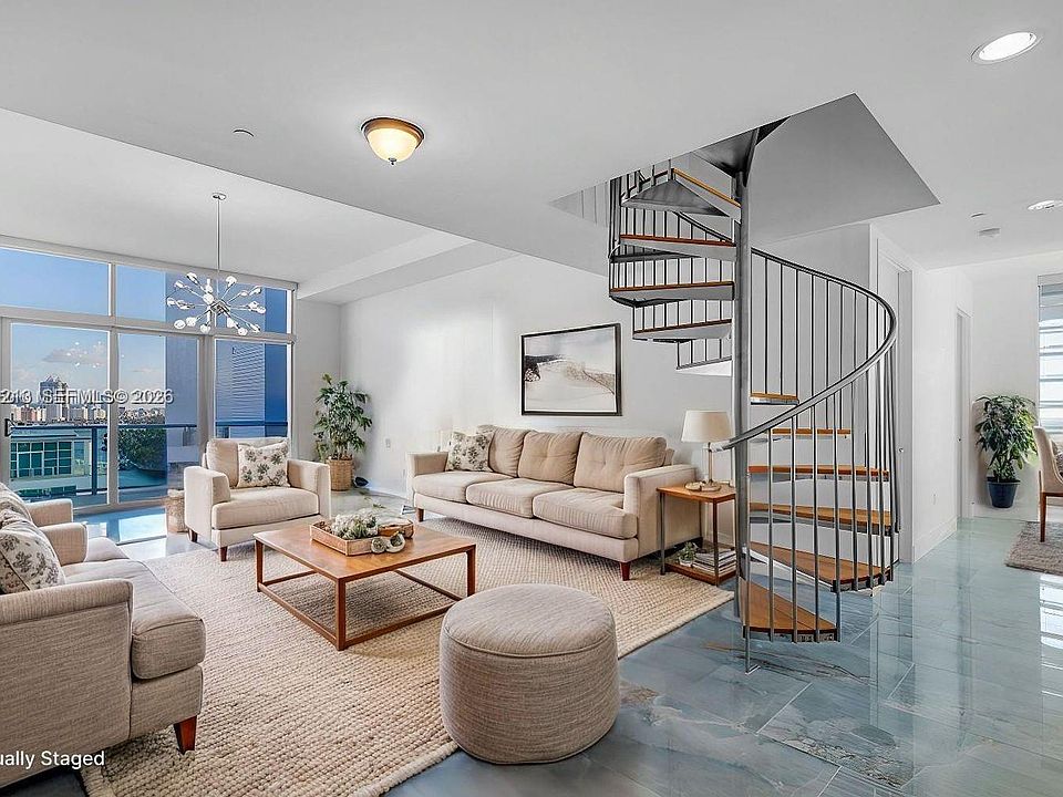1st image of 201 Aqua Ave #Penthouse 4