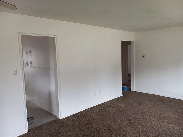3827 Kingswood Dr — Photo 28