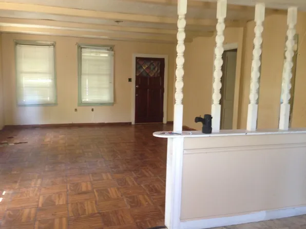 3058 Shelley St, Baton Rouge, LA 70805