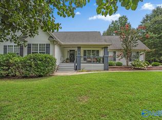 231 Carlin St, Albertville, AL 35951