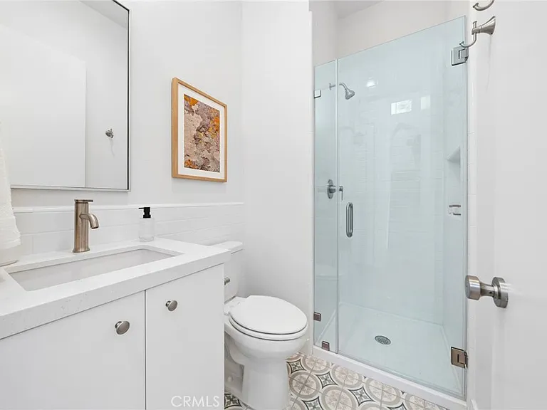 374 Hamilton St #B-101 — Photo 8