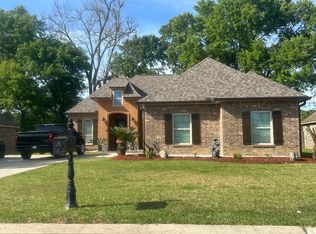 212 Hidden Ridge Dr, Lafayette, LA 70507