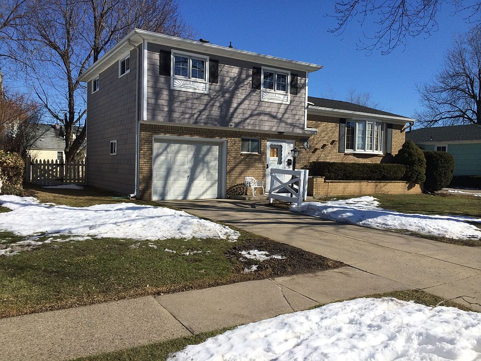 1st image of 43 Louise Dr