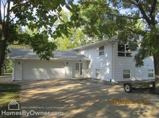 46710 Chestnut St, Sioux Falls, SD 57107