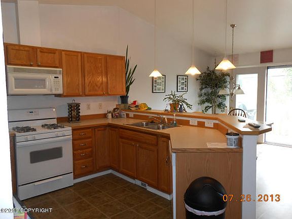 4th image of 11911 Town Park Cir