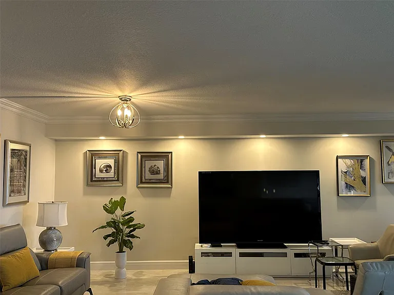 4900 N Ocean Blvd #912 — Photo 4