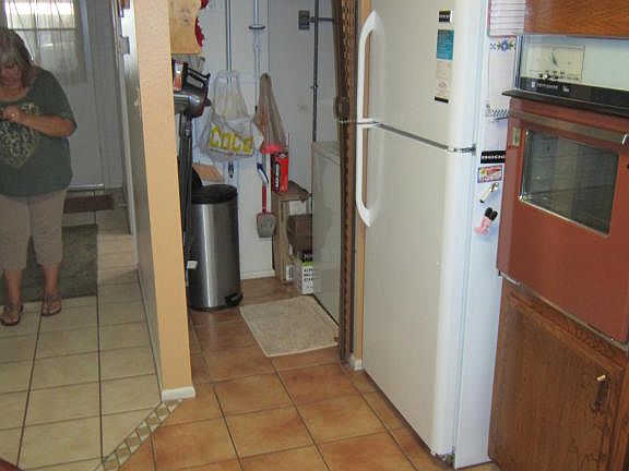 5th image of 10337 W Peoria Ave
