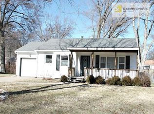 5249 Alder Dr, Roeland Park, KS 66205