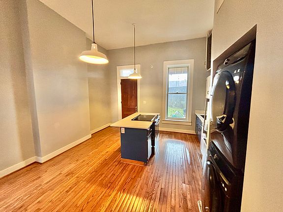4th image of 1027 Franklin St #1