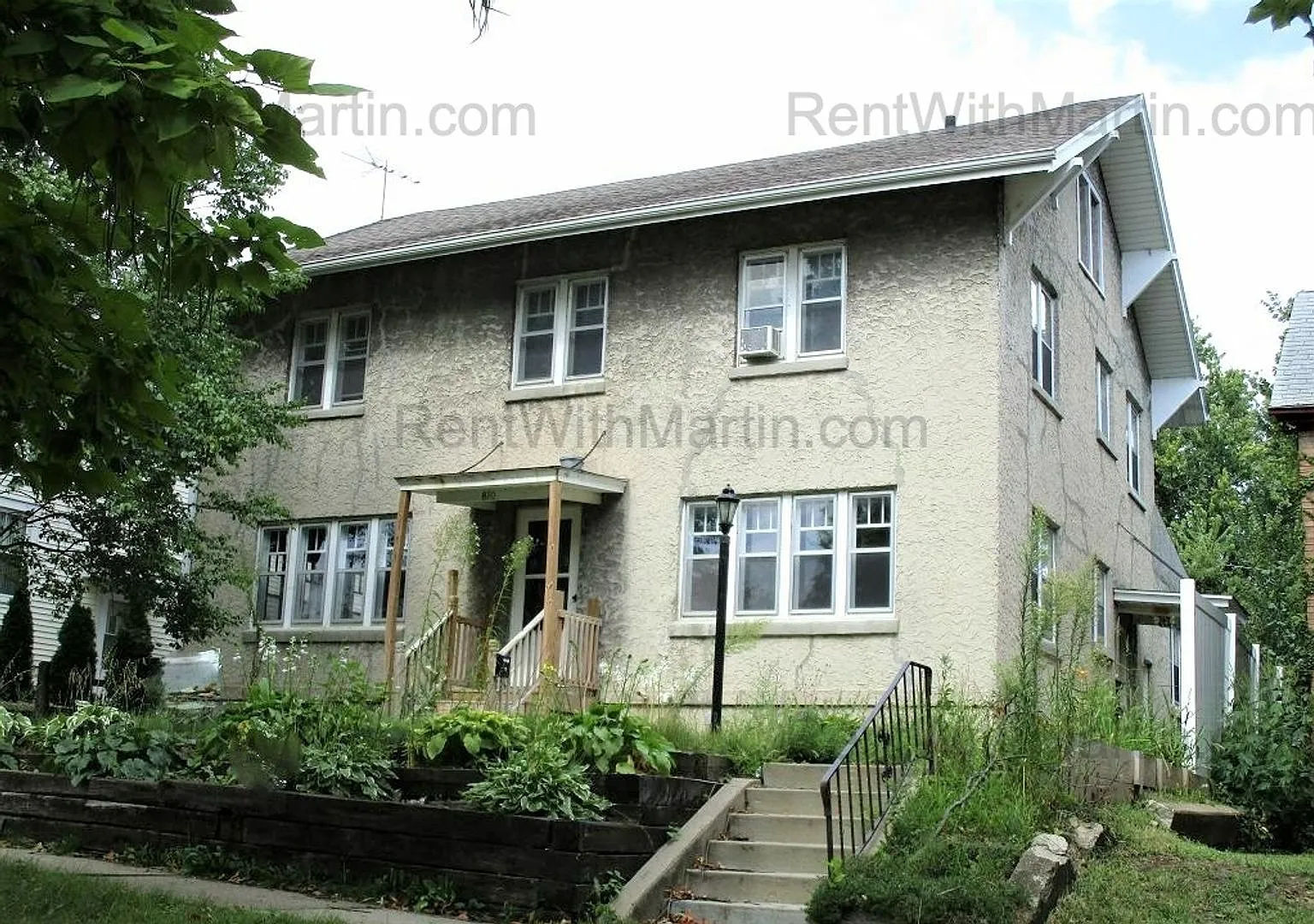 808-810 W 2nd St — Photo 1