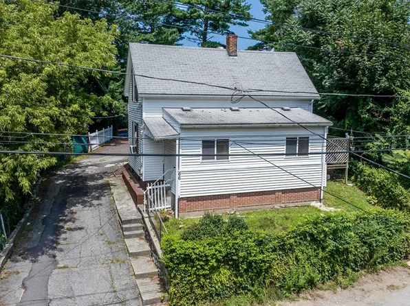 66 Lyman St, Worcester, MA 01603