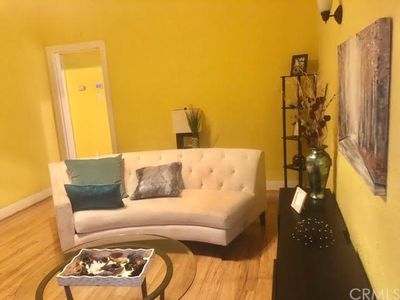 2223 Hyde Park Blvd, Los Angeles, CA, 90043