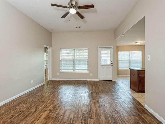 2nd image of 6911 White Ash Ln