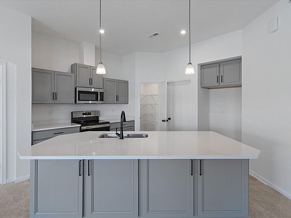 3rd image of 636 Crescent Lndg #4-301