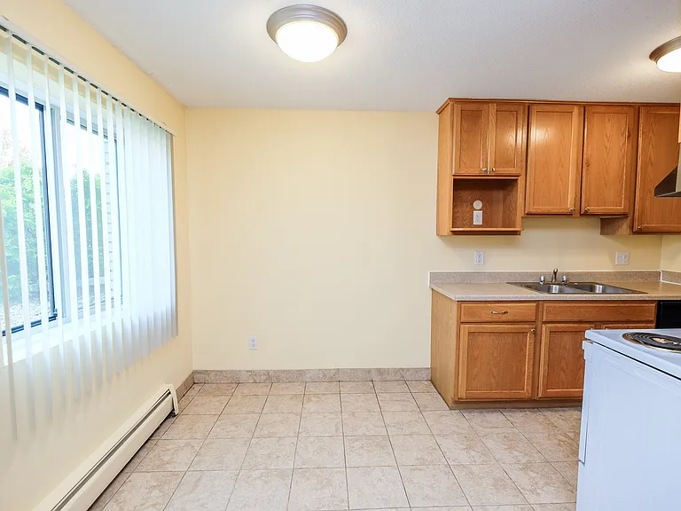 Shepard Terrace — Photo 30