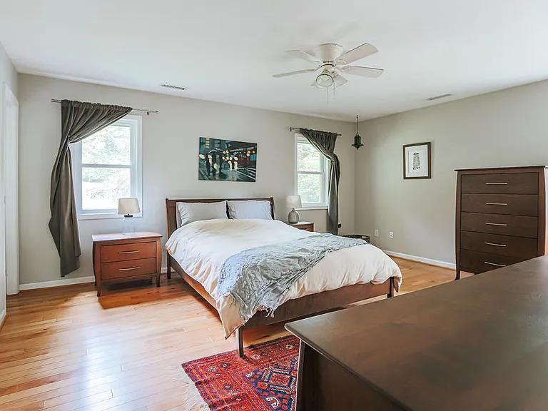 930 Saint Charles Ave — Photo 18