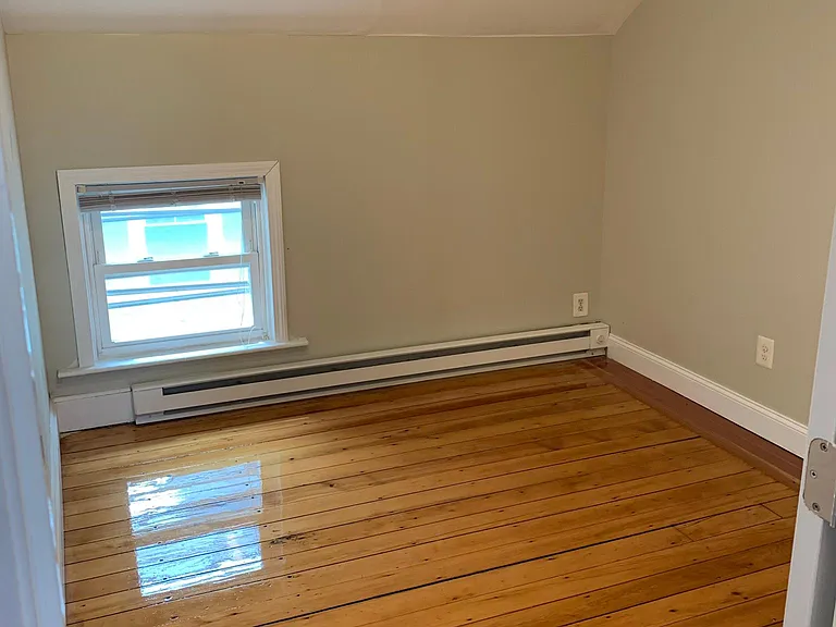60 E Transit St #3 — Photo 7
