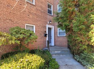 330 S Broadway #D9, Tarrytown, NY 10591