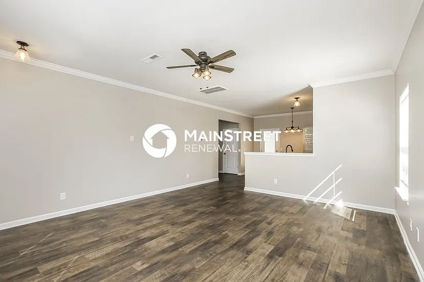 113 Collenton Ln — Photo 4