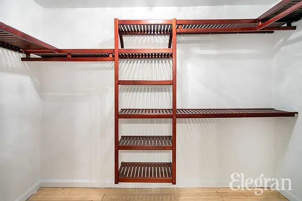 Rented by (Legacy) Elegran | media 14