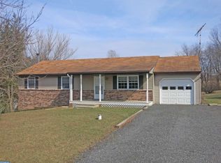 691 Hickory Rd, Mohrsville, PA 19541