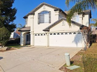 2663 Celeste Ave, Clovis, CA 93611