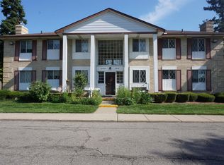 29249 Hayes Rd APT J10, Warren, MI 48088