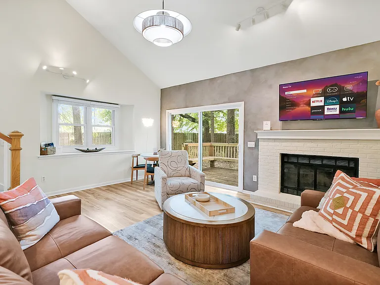 1800 Eastwood Rd #215 — Photo 15