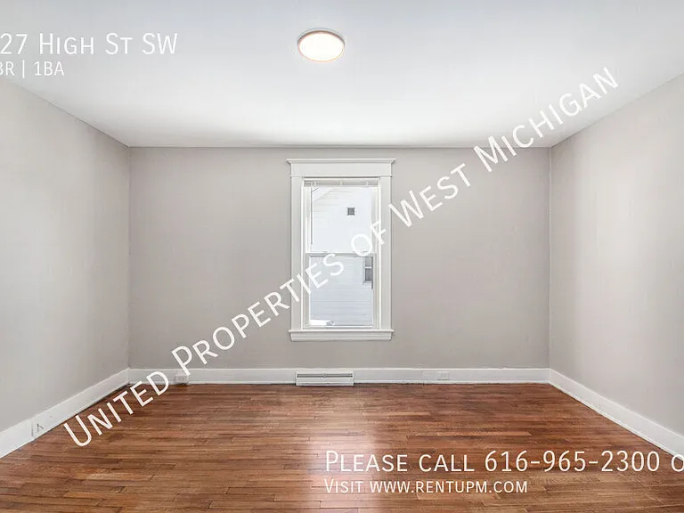 627 High St SW — Photo 7