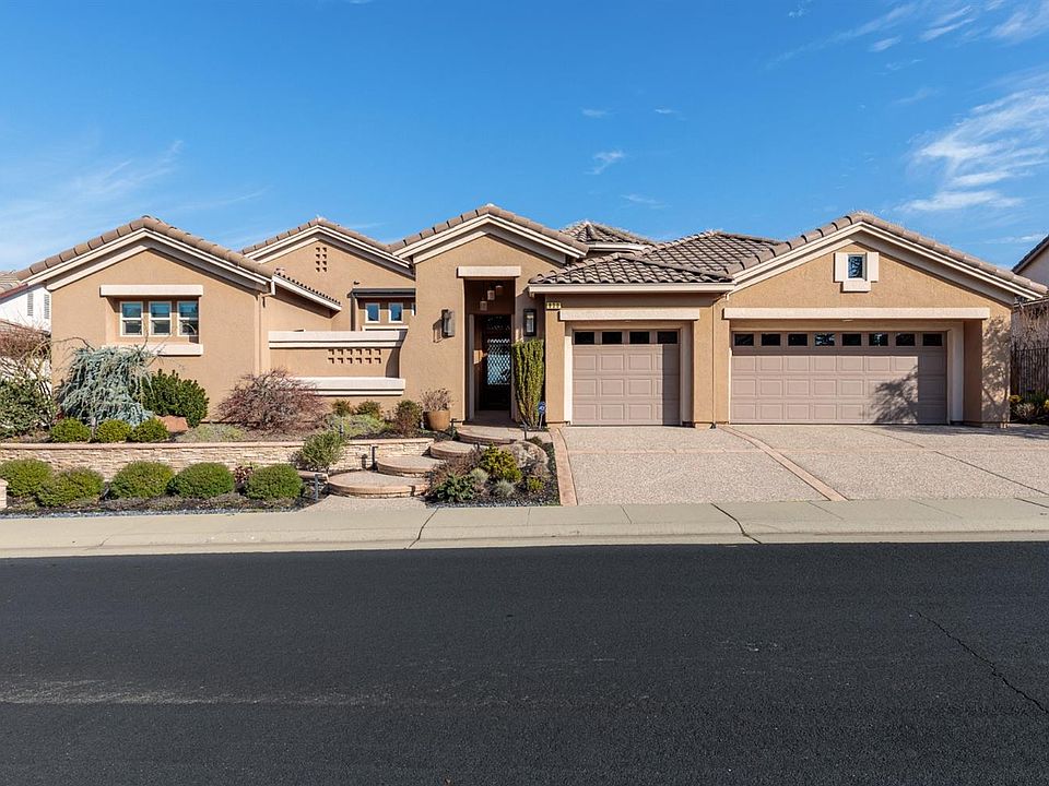 1st image of 830 Yosemite Ct