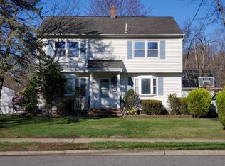 653 Arcadia Rd, Ridgewood, NJ 07450