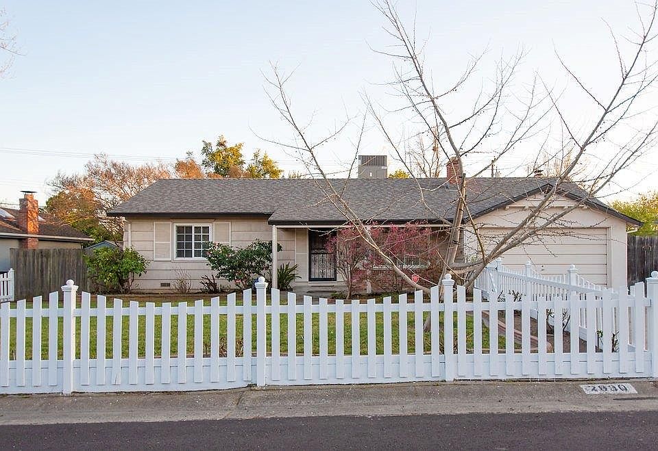 1st image of 2830 Merrywood Dr