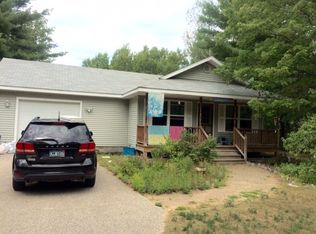 6759 Tremble Trl, Pellston, MI 49769