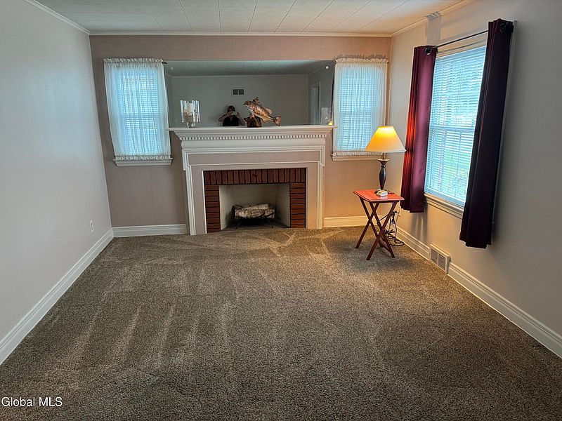 3rd image of 1300 McClellan Street