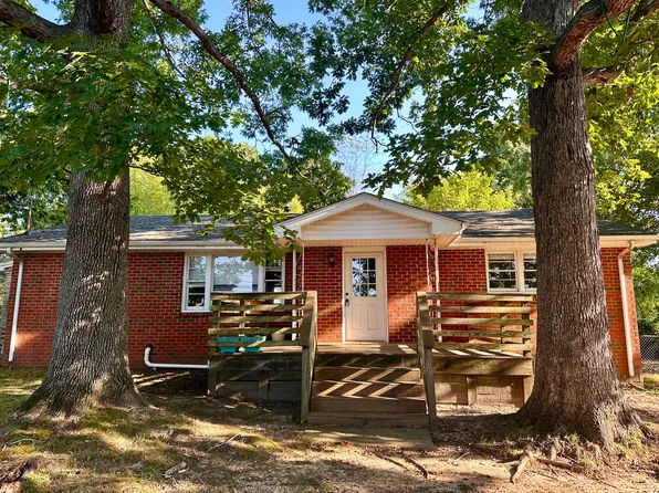 2305 Highway 96, Burns, TN 37029