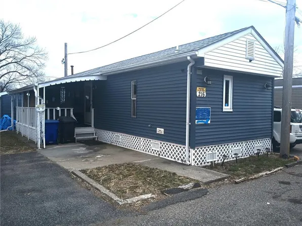 245-216 Manton St, Pawtucket, RI 02861