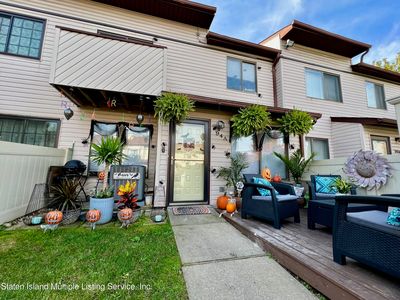 94 Wolkoff Ln #A, Staten Island, NY, 10303