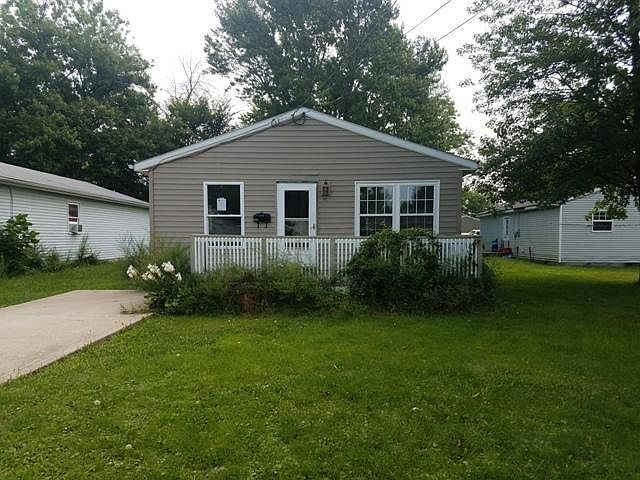 1st image of 460 Grant St