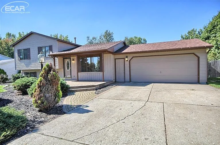 15036 Cutler Dr photo 1