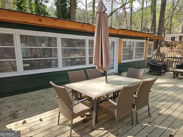 5440 Portside Dr, Acworth, GA 30101