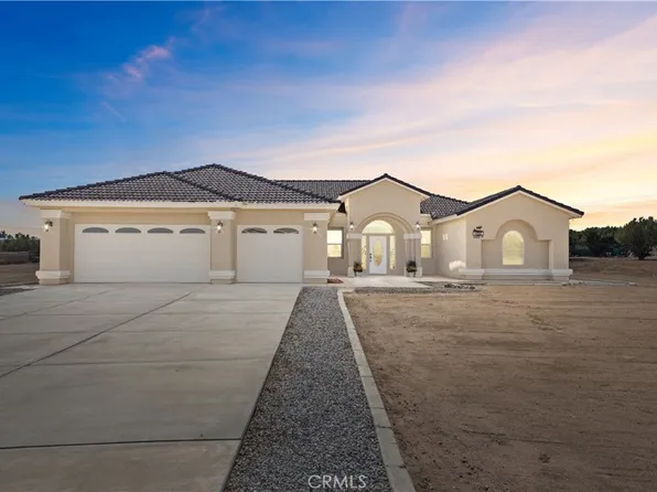 14065 Larch St, Oak Hills, CA 92344