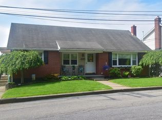 327 W Orchard St, Nazareth, PA 18064