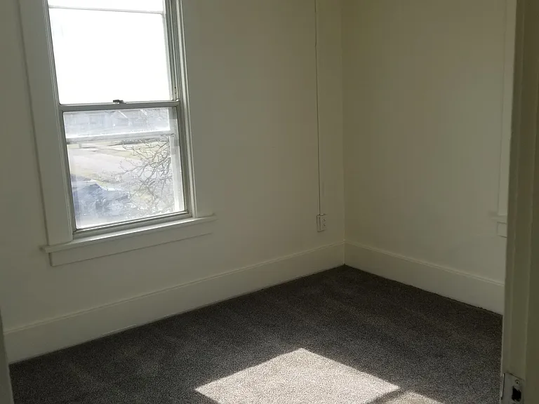 905 Belvedere Ave SE — Photo 16