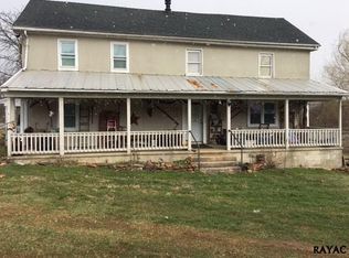 745 E Tolna Rd, Shrewsbury, PA 17361