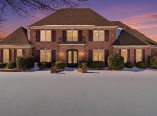 1831 Groveway Dr, Germantown, TN 38139