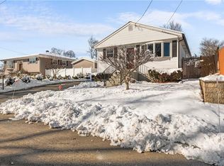 56 Warwick St, East Providence, RI 02914