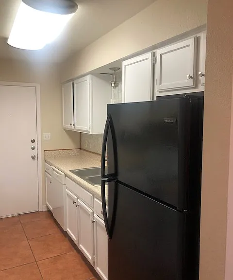 239 Craddock Ave #B — Photo 40